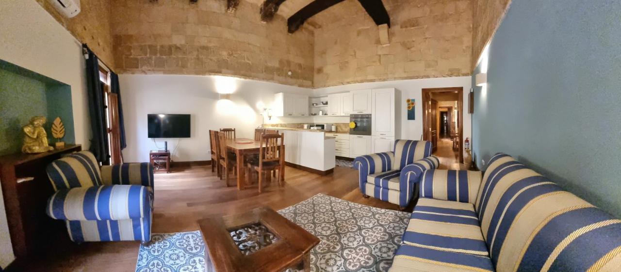 Vallettacharme - 2 Bedrooms Flat In The Heart Of The City 外观 照片