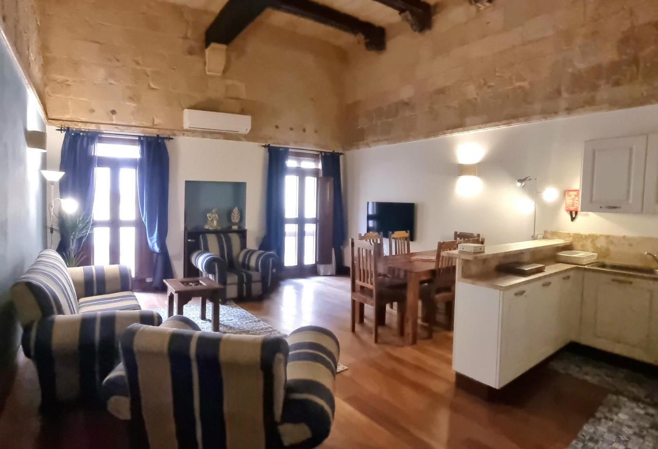 Vallettacharme - 2 Bedrooms Flat In The Heart Of The City 外观 照片