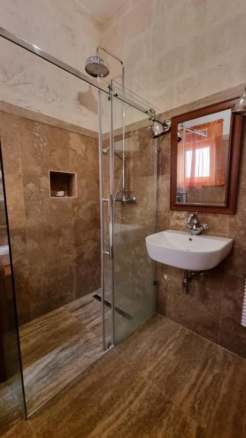 Vallettacharme - 2 Bedrooms Flat In The Heart Of The City 外观 照片